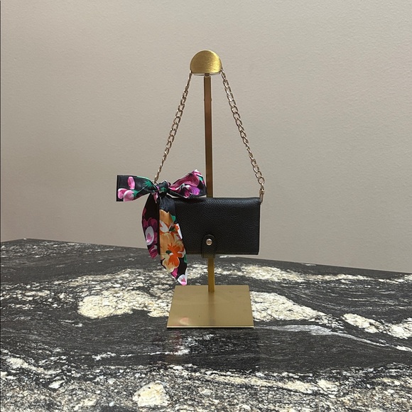 Coach Handbags - Coach Wallet on Chain